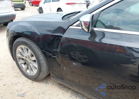 2012 Chrysler 300 Limited z USA, uszkodzony, nr VIN 2C3CCACG0CH277349